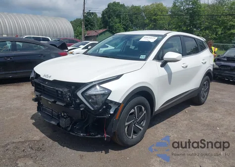 2023 Kia Sportage Hybrid Lx z USA, uszkodzony, nr VIN KNDPUCAG4P7104847